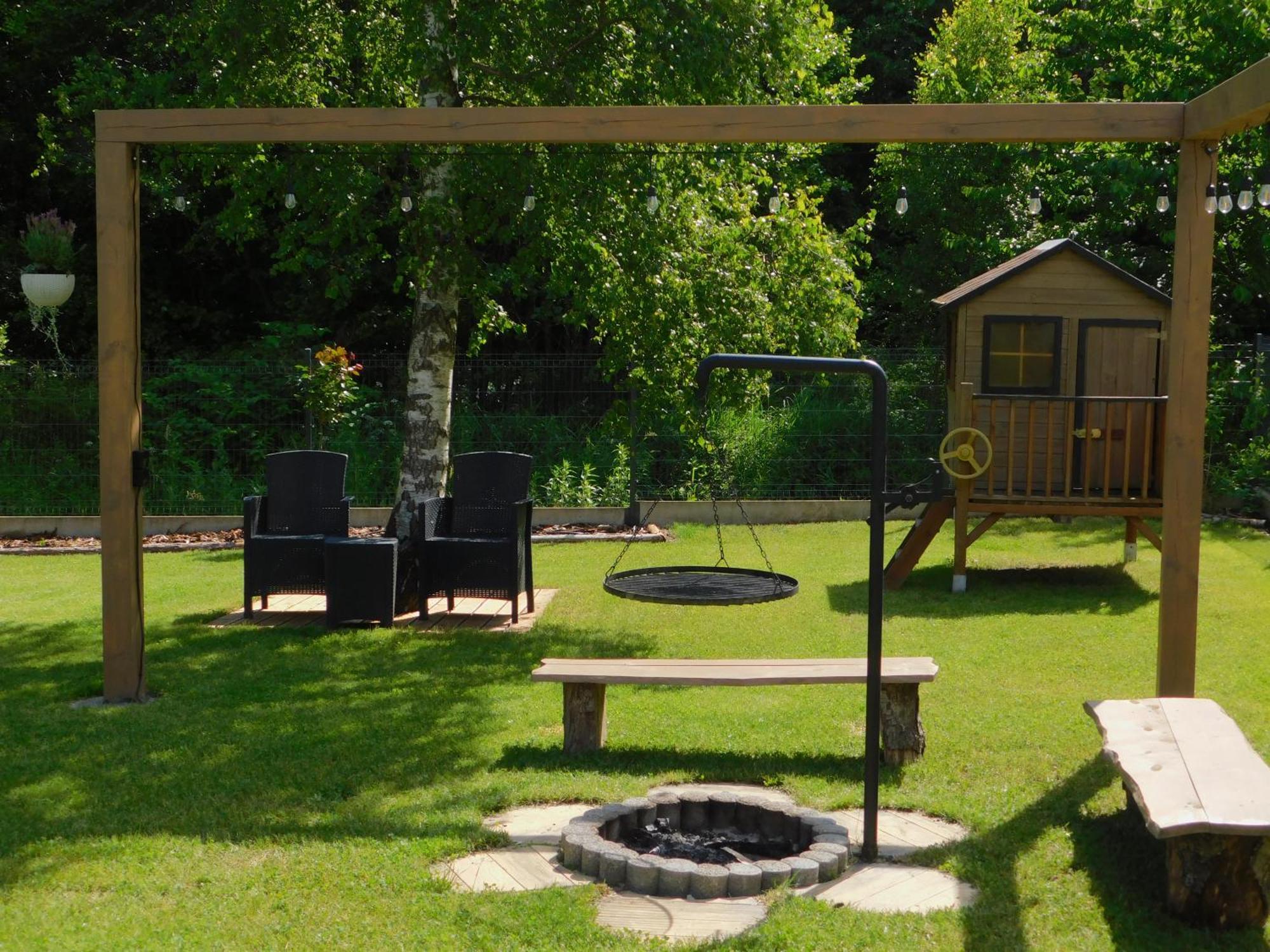 Forest House Sasino-Spa Sauna Balia 外观 照片
